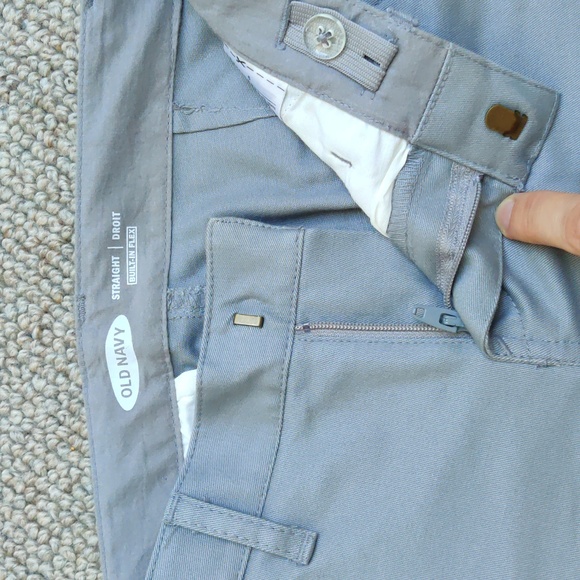 Bundle of 2 pairs of boy's trousers, size 5 - Picture 9 of 10